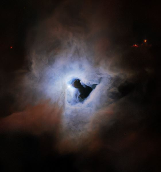 «Hubble» получил снимок необычной туманности NGC 1999