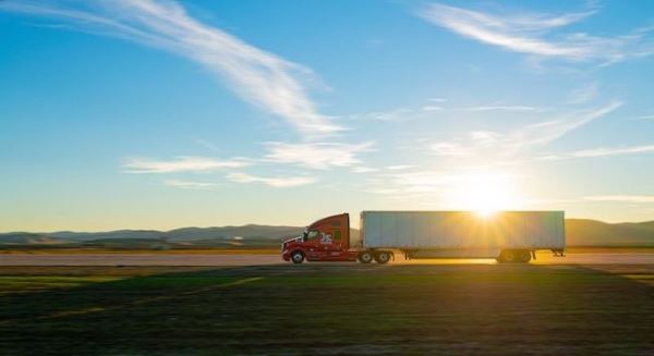 Werner Enterprises и Kodiak Robotics сотрудничают для осуществления автономных грузовых перевозок
