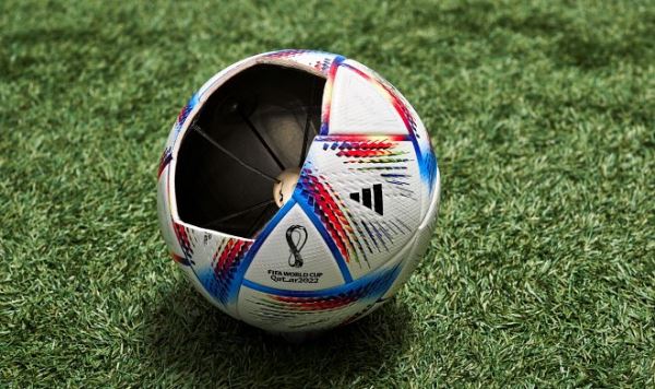 Мячи на ЧМ в Катаре настолько технологичны, что их приходится заряжать